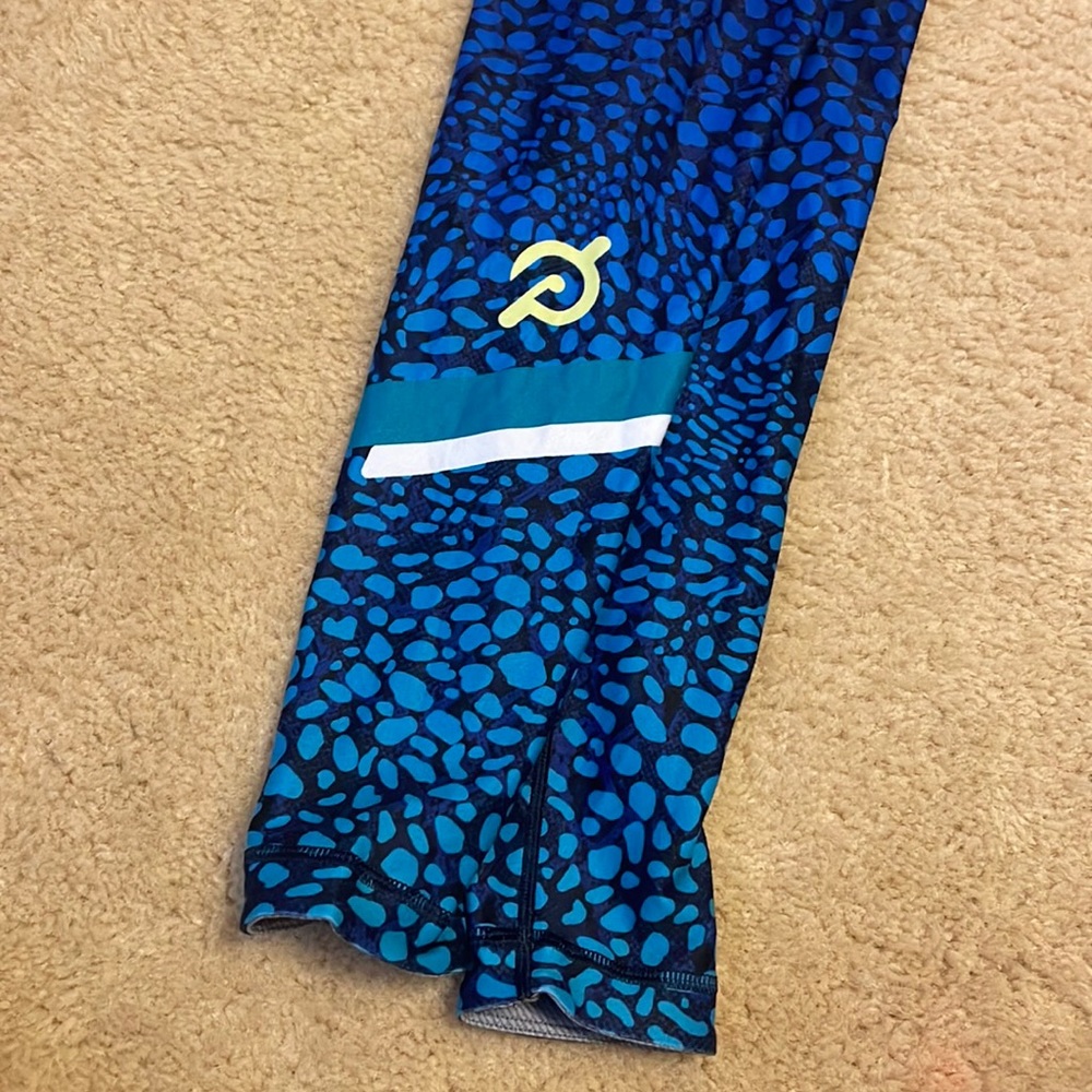 Peloton small reversible leggings